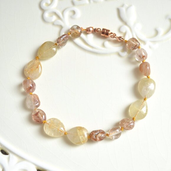 Hand Knotted Golden Rutilated Quartz Gemstone Bracelet in Rose Gold - Picture 1 of 11